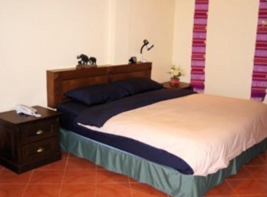 The Irish Clock Hotell Udon Thani Exteriör bild